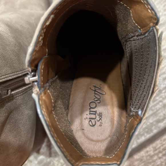 Tan heeled boots - Picture 5 of 5